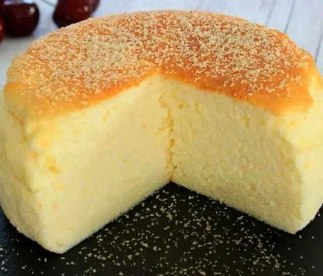 Recept: Tvarohový dort s cukrovou vatou ze 3 ingrediencí