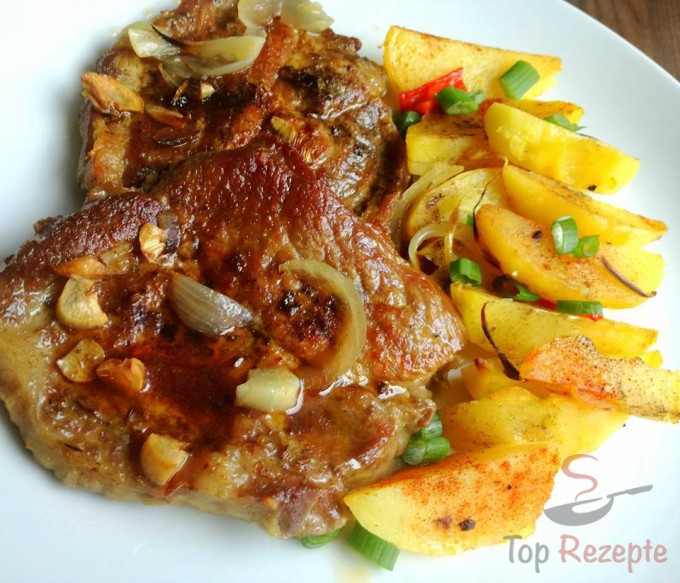 Pečená vepřová krkovice s pečenými bramborami